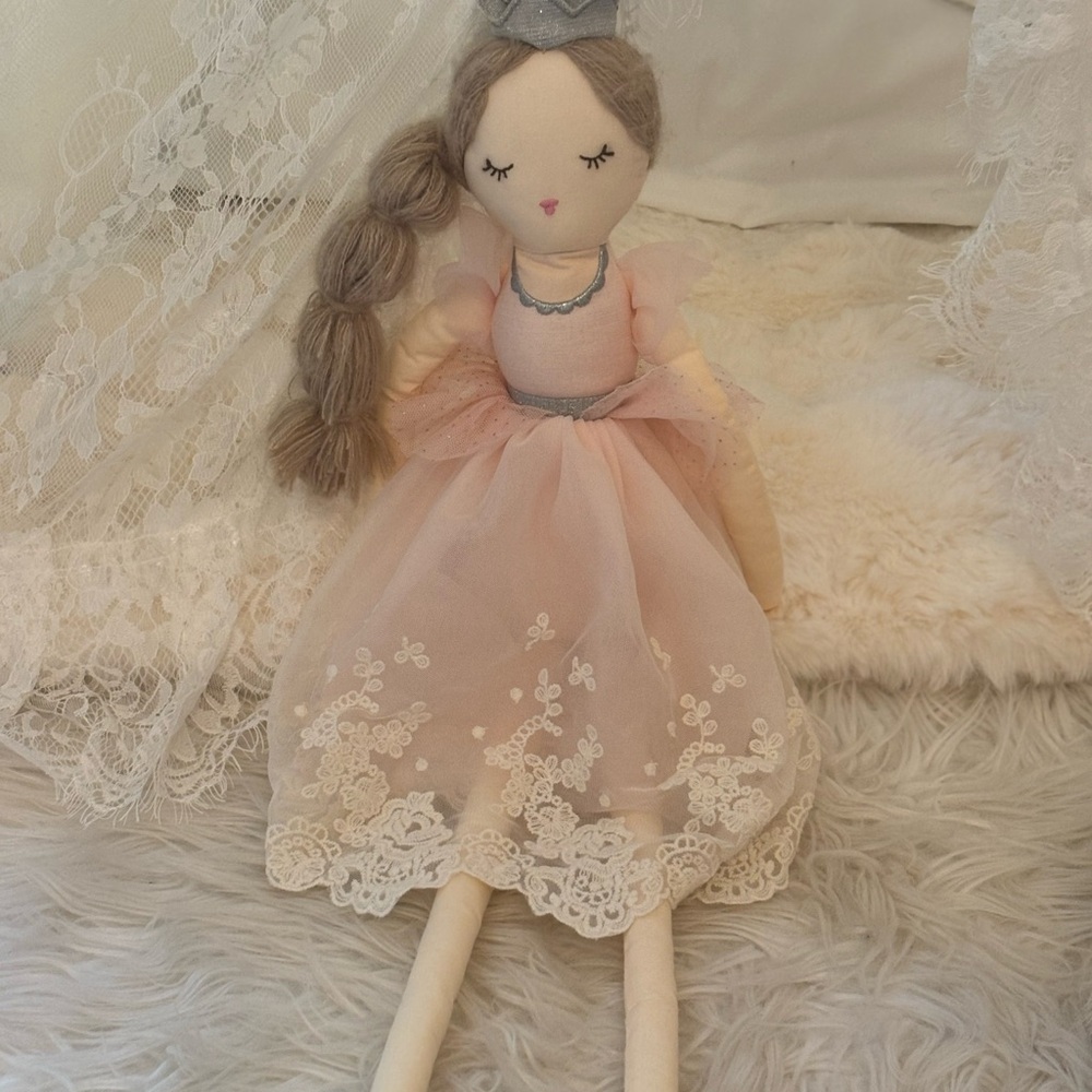 Gorgeous Mon Ami Princess Doll